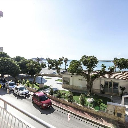 Via Crispi - Dimora Di Mare Apartment Porto Empedocle Luaran gambar
