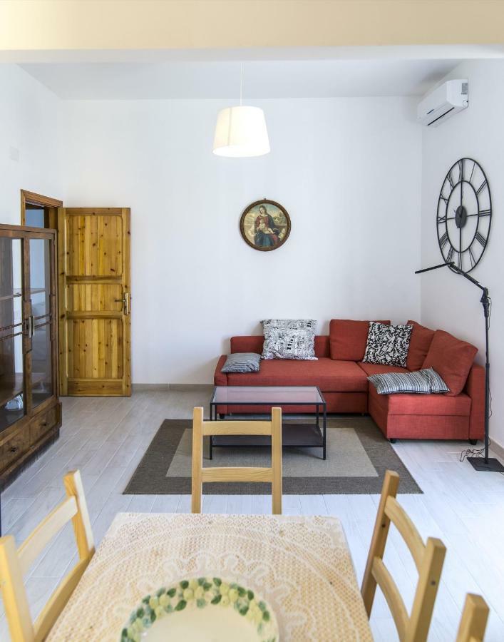 Via Crispi - Dimora Di Mare Apartment Porto Empedocle Luaran gambar